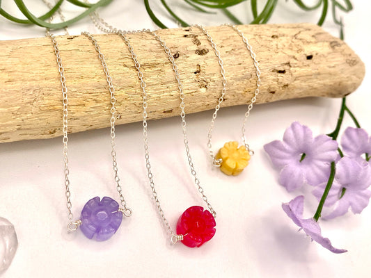 Daisy Necklace - Earthly Elan