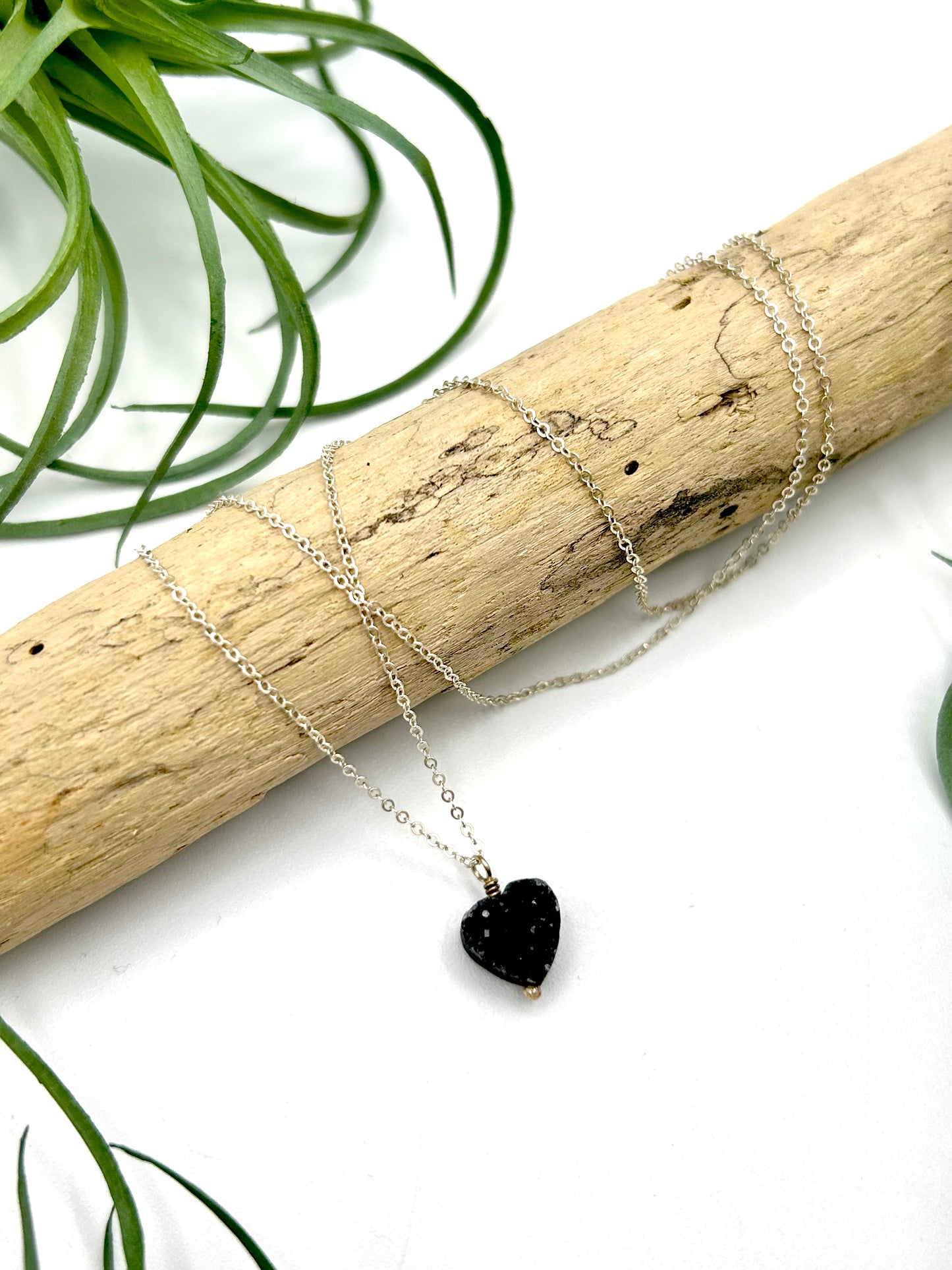 Druzy Heart Necklace - Earthly Elan